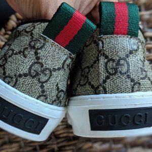 Gucci shoes